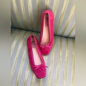 Lilly Pulitzer #BarbiePink suede flats  8M